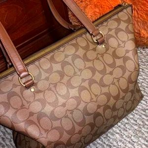 Coach purse, wallet & wristlet set